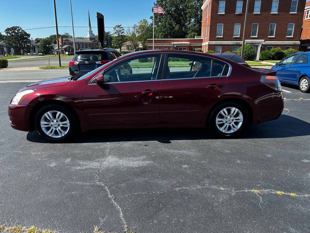 Used 2012 Nissan Altima 2.5 S w/ 20th Anniversary Pkg FWD image 4