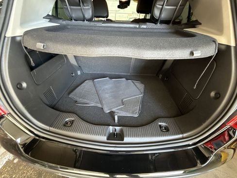 Used 2022 Buick Encore Preferred w/ Safety Package II image 23