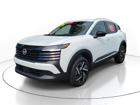 Certified 2026 Nissan Kicks SV FWD image 3