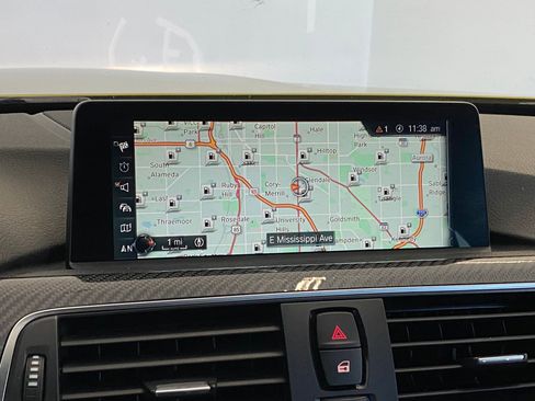 Used 2017 BMW M4 Coupe image 24