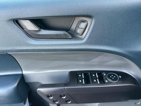 New 2025 Ford Maverick XLT w/ Black Appearance Package image 11