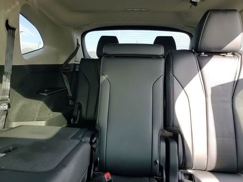 Used 2023 Acura MDX SH-AWD w/ Technology Package image 26