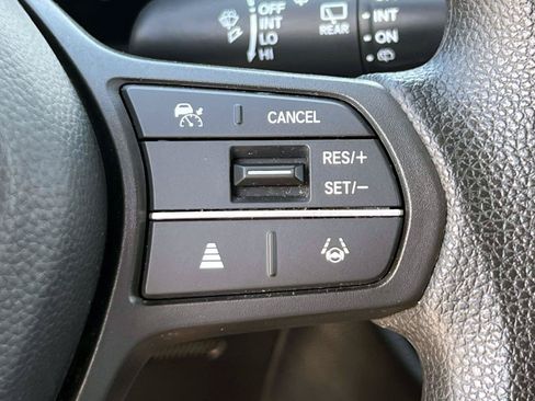 Certified 2023 Honda HR-V LX image 19