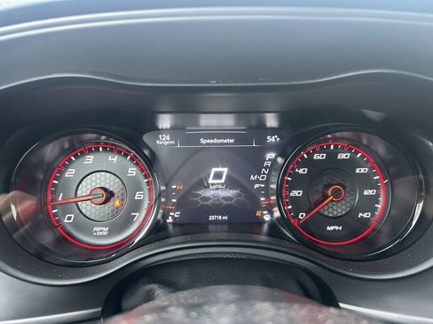 Used 2023 Dodge Charger SXT w/ Blacktop Package image 17