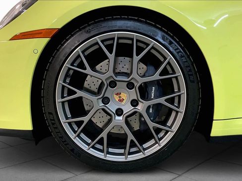 Used 2025 Porsche 911 Carrera image 11