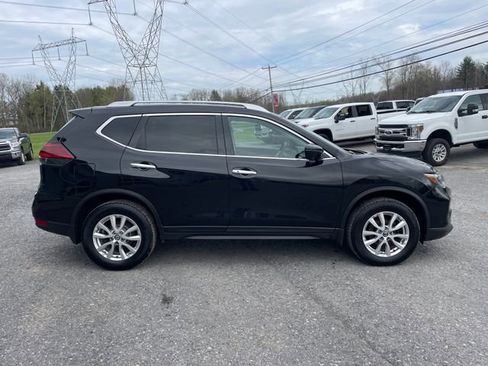 Used 2018 Nissan Rogue AWD image 8
