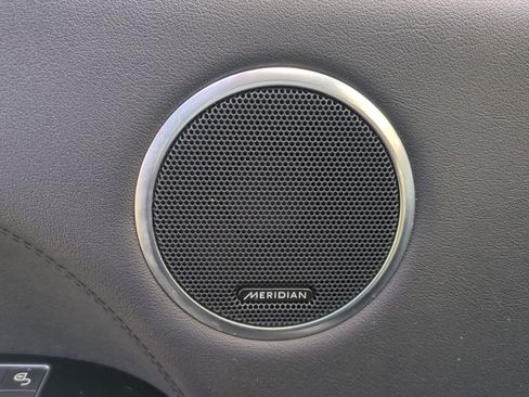 Used 2019 Land Rover Range Rover Sport HSE image 13