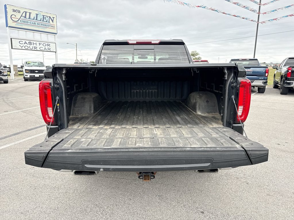 Used 2019 GMC Sierra 1500 SLT w/ SLT Premium Plus Package AWD/4WD image 9