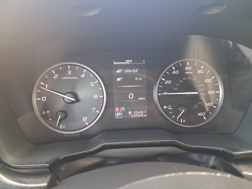 Used 2025 Subaru Outback Premium AWD/4WD image 2
