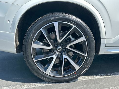 Certified 2023 Volvo XC90 T8 Plus image 27
