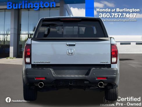 Used 2023 Honda Ridgeline Black Edition image 6