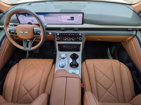 Used 2018 Genesis G80 3.3T Sport RWD image 15