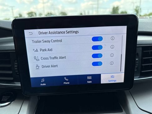 Used 2024 Ford Explorer XLT w/ Equipment Group 202A AWD/4WD image 14
