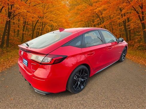 Certified 2025 Honda Civic Sport image 4