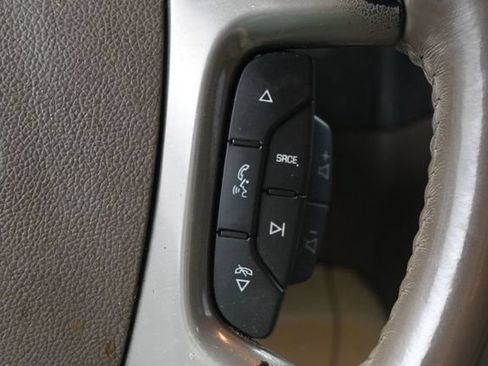 Used 2011 GMC Yukon SLT w/ Regional Value Package RWD image 21