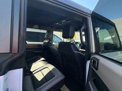 Used 2022 Ford Bronco Wildtrak AWD/4WD image 12