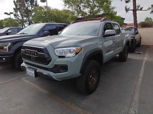Used 2023 Toyota Tacoma 4x4 Double Cab w/ Trail Edition image 17