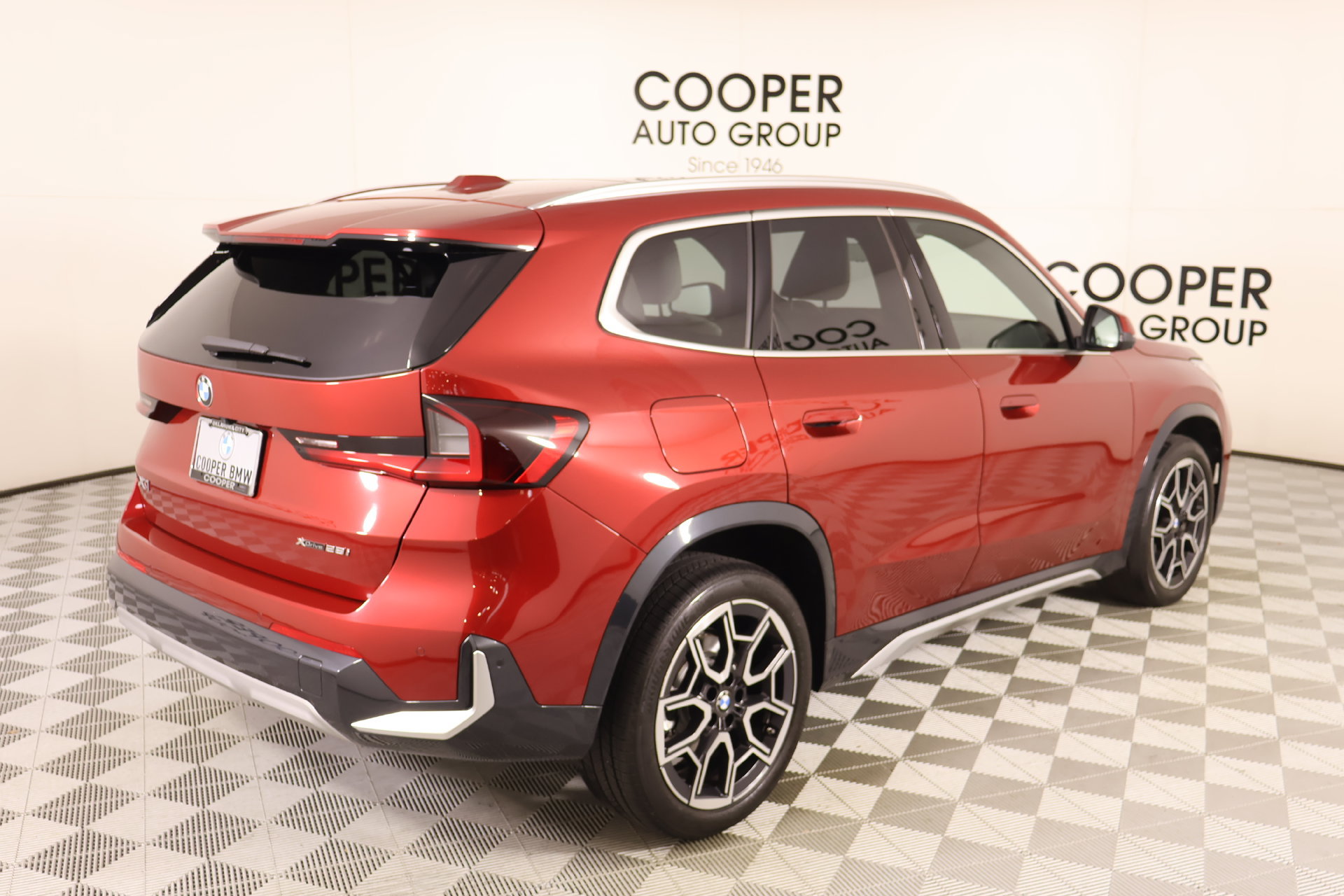 Used 2026 BMW X1 xDrive28i AWD/4WD image 21