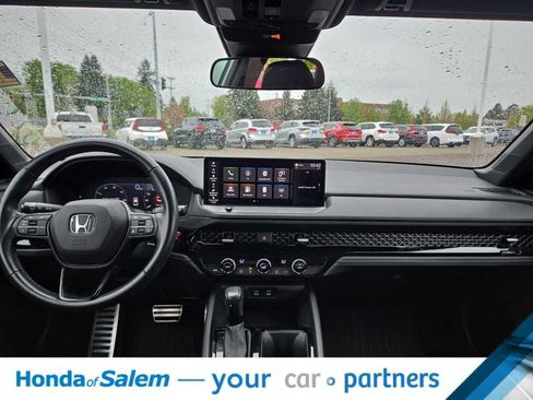 Used 2023 Honda Accord Sport image 10