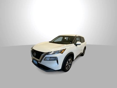 Used 2023 Nissan Rogue SV image 4