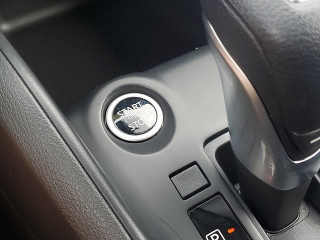 Certified 2025 Nissan Kicks Play S FWD image 28