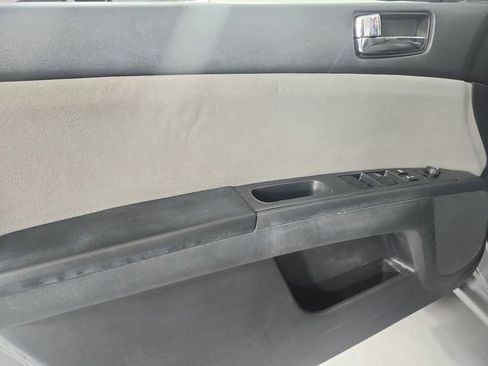 Used 2012 Nissan Sentra 2.0 S FWD image 18