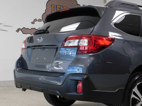 Used 2018 Subaru Outback 2.5i Limited image 85