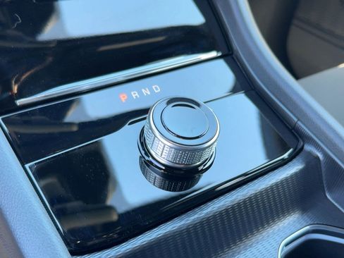 New 2025 Jeep Grand Cherokee L Laredo w/ Luxury Tech Group I image 16