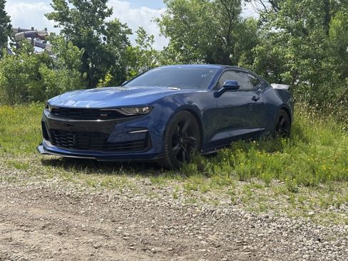 Used 2019 Chevrolet Camaro SS RWD image 27