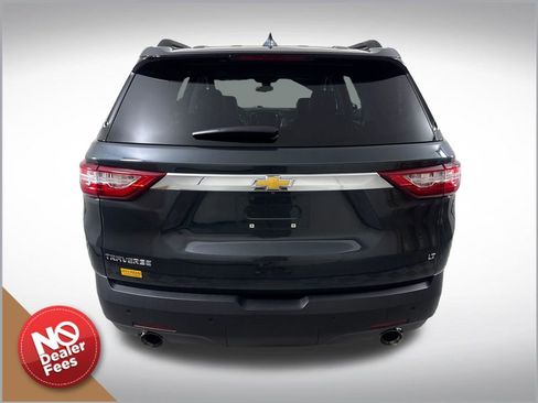 Used 2020 Chevrolet Traverse LT w/ Driver Confidence II Package FWD image 5