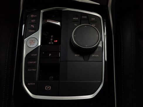 Used 2023 BMW 330i xDrive Sedan w/ Premium Package image 14