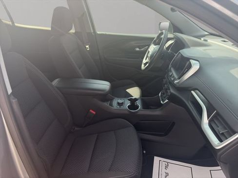 Used 2023 GMC Terrain SLE w/ Driver Convenience Package AWD/4WD image 18