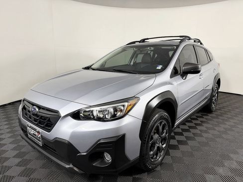 Used 2022 Subaru Crosstrek 2.5i Sport w/ Moonroof Package AWD/4WD image 2