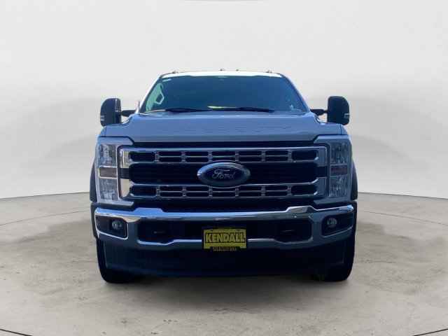 Used 2024 Ford F550 4x4 Regular Cab Super Duty image 8