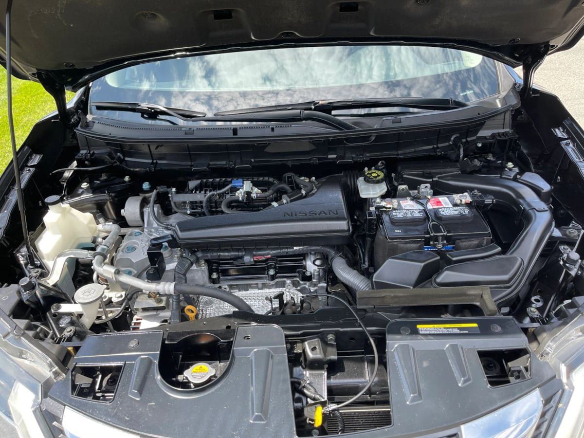 Used 2020 Nissan Rogue SV FWD image 30