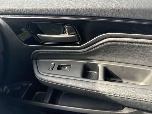 Used 2025 Honda Odyssey Touring image 20