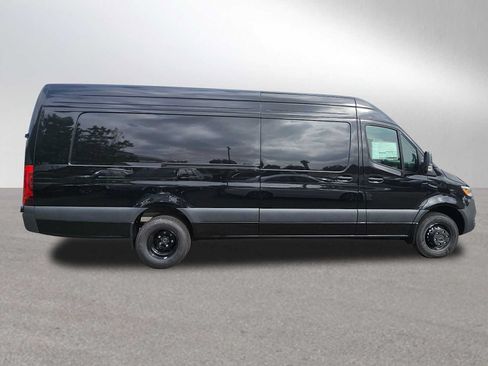New 2025 Mercedes-Benz Sprinter 3500 image 6