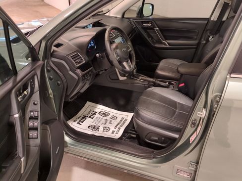 Used 2017 Subaru Forester 2.5i Touring w/ Popular Package #2 image 17