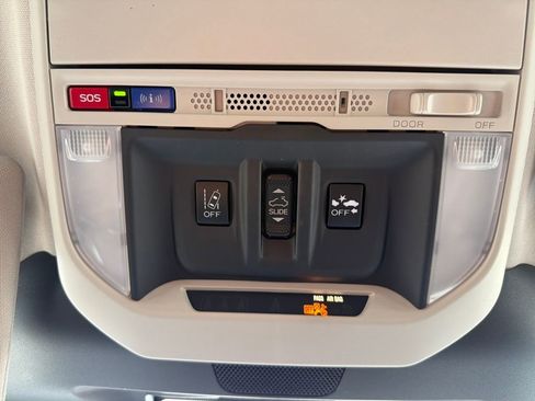 Used 2023 Subaru Forester Premium image 54