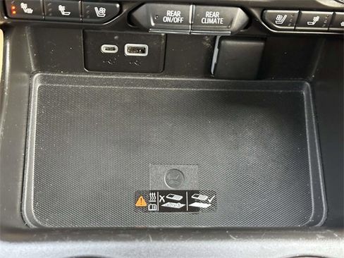 Used 2023 Chevrolet Tahoe Premier image 28