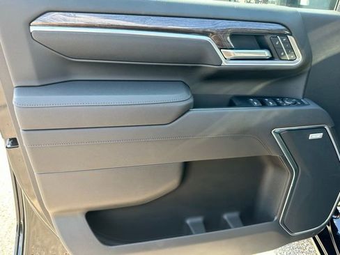 New 2025 Chevrolet Silverado 2500 LTZ w/ LTZ Convenience Package image 21