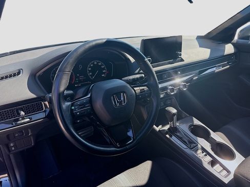 Used 2023 Honda Civic Sport image 9