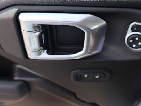 New 2026 Jeep Wrangler Unlimited Rubicon image 16