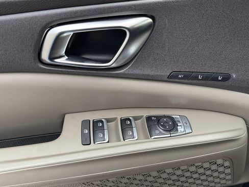 New 2026 Kia Carnival EX image 11