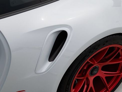Certified 2025 Porsche 911 GT3 RS RWD image 52