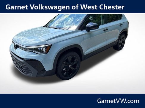 New 2026 Volkswagen Taos SE AWD/4WD image 1