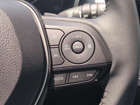 Used 2025 Toyota Corolla SE FWD image 26