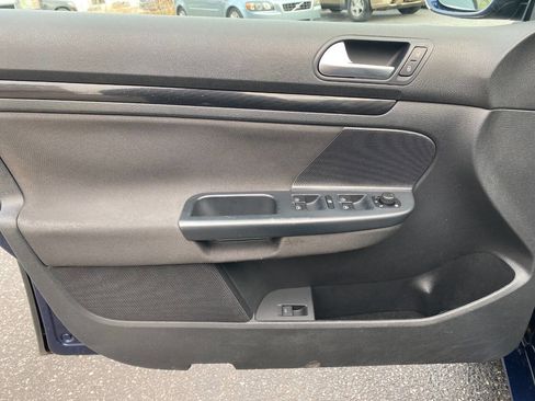 Used 2013 Volkswagen Jetta S image 11