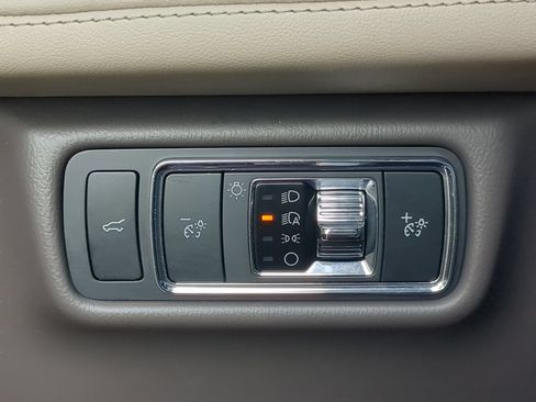 Used 2023 Lincoln Aviator Reserve w/ Equipment Group 201A RWD image 65