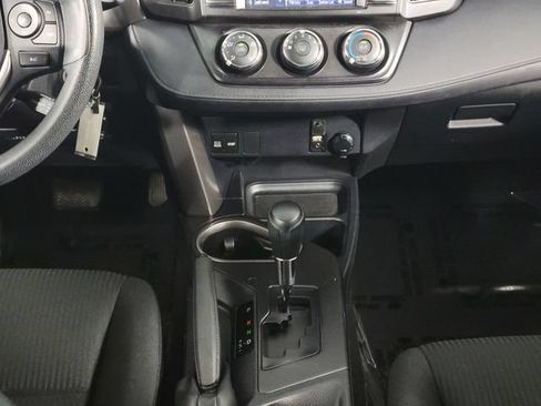 Used 2017 Toyota RAV4 LE w/ Carpet Mat Package FWD image 24